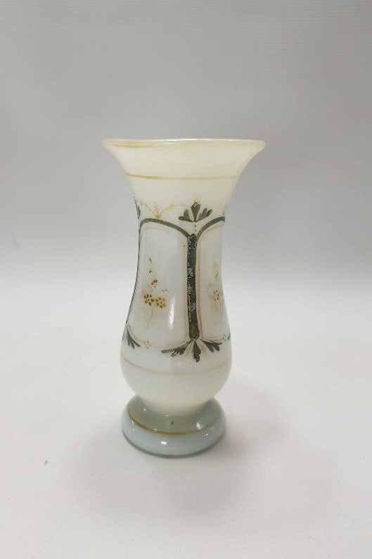 OSMANLI DÖNEMİ OPAL VAZO 