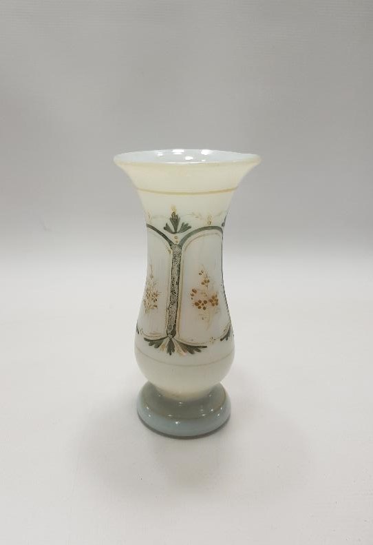 OSMANLI DÖNEMİ OPAL VAZO 