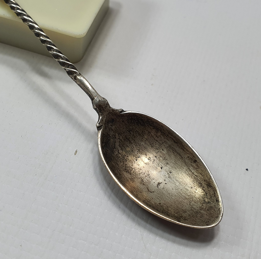 OSMANLI DÖNEMİ SAPINDA İSTANBUL YAZILI GÜMÜŞ KAŞIK