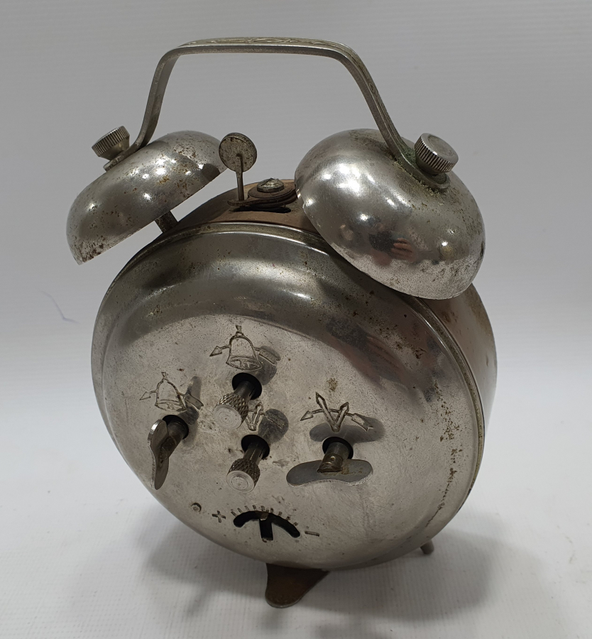 SERKİSOF MARKA TRENLİ MASA SAATİ