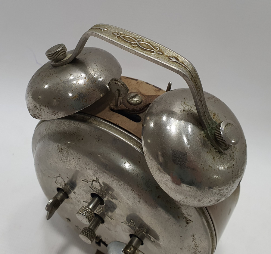 SERKİSOF MARKA TRENLİ MASA SAATİ