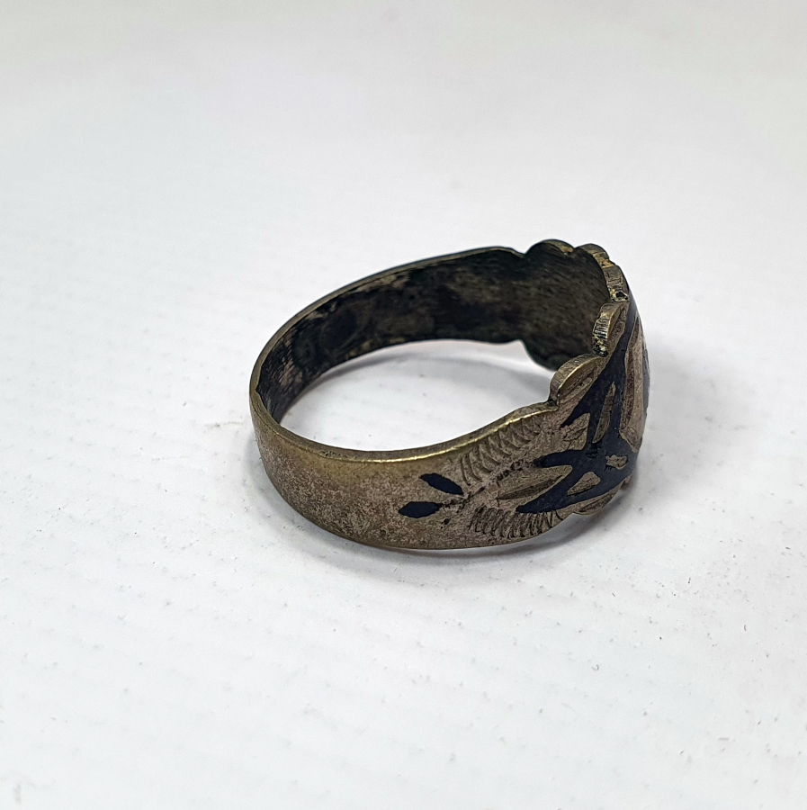 ÜZERİ AY YILDIZLI SAVAT İŞÇİLİKLİ OSMANLI DÖNEMİ YÜZÜK