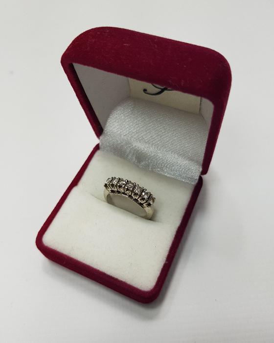 YEDİ TAŞ PIRLANTA YÜZÜK 