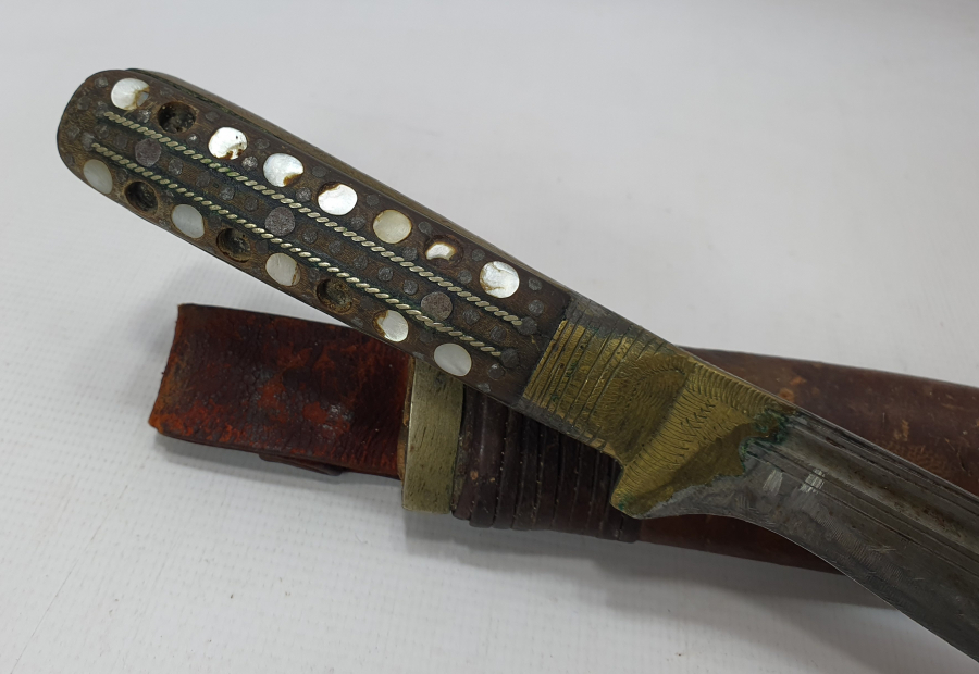 OSMANLI DÖNEMİ SAPI GÜMÜŞ VE SEDEF İŞÇİLİKLİ KABADAYI KAMASI