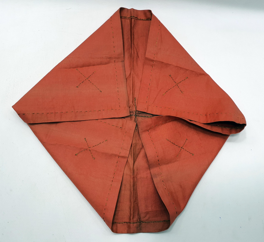 OSMANLI DÖNEMİ ÜZERİNDE HAÇ FİGÜRLERİ BULUNAN RUM İŞİ ÇEVRE