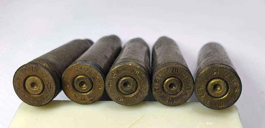 KURTULUŞ SAVAŞI DÖNEMİ ŞARJÖRÜYLE BERABER YUNAN MAVZER MERMİLERİ KOVANLARI