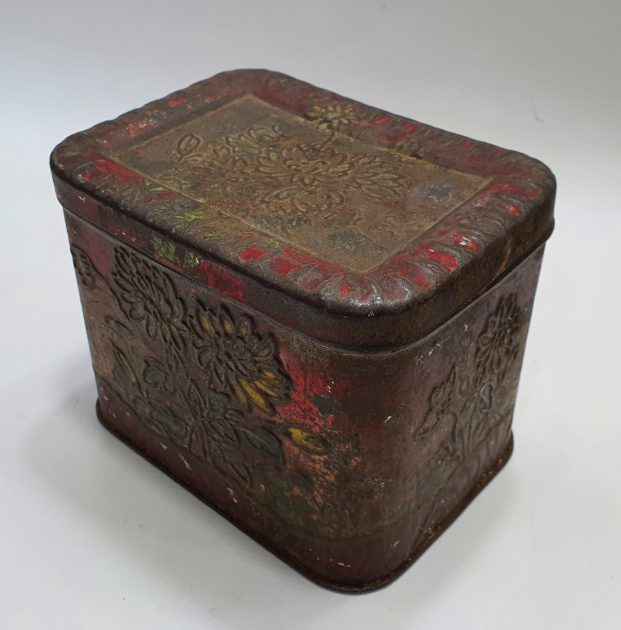 OSMANLI DÖNEMİ ALTINDA YAVRUYAN - CONSTANTİNOPLE YAZILI KUTU