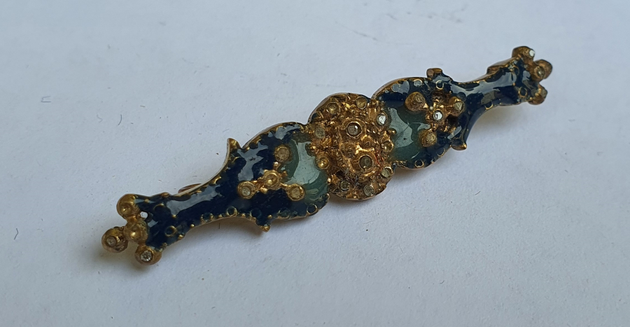 ÜZERİ MİNE İŞÇİLİKLİ ÖZEL YAPIM ELMAS TAŞLI BROŞ