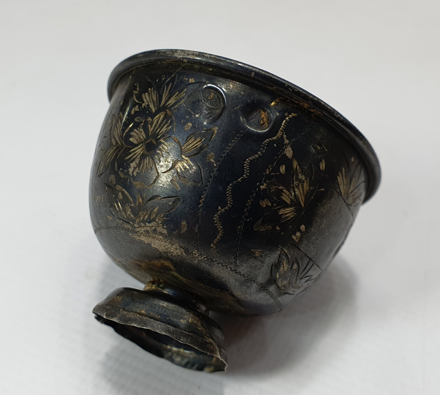 ÜZERİNDE OSMANLI DEVLET ARMASI BULUNAN TUĞRALI GÜMÜŞ FİNCAN ZARFI