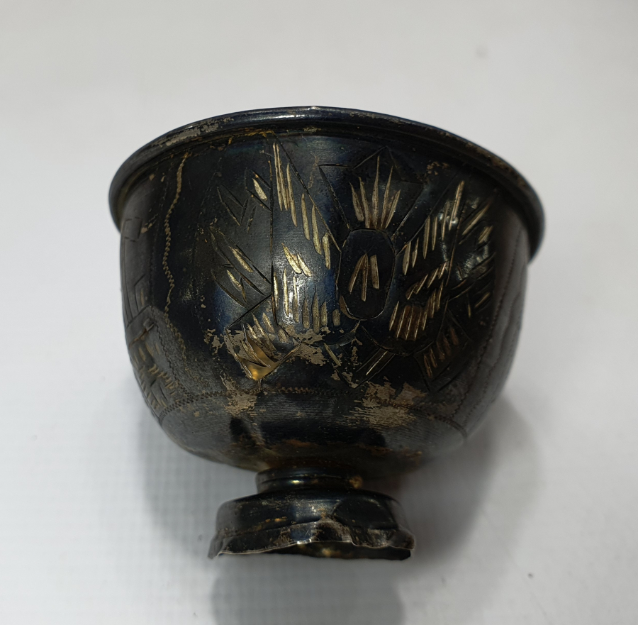 ÜZERİNDE OSMANLI DEVLET ARMASI BULUNAN TUĞRALI GÜMÜŞ FİNCAN ZARFI