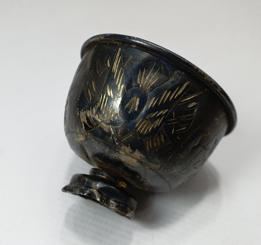 ÜZERİNDE OSMANLI DEVLET ARMASI BULUNAN TUĞRALI GÜMÜŞ FİNCAN ZARFI