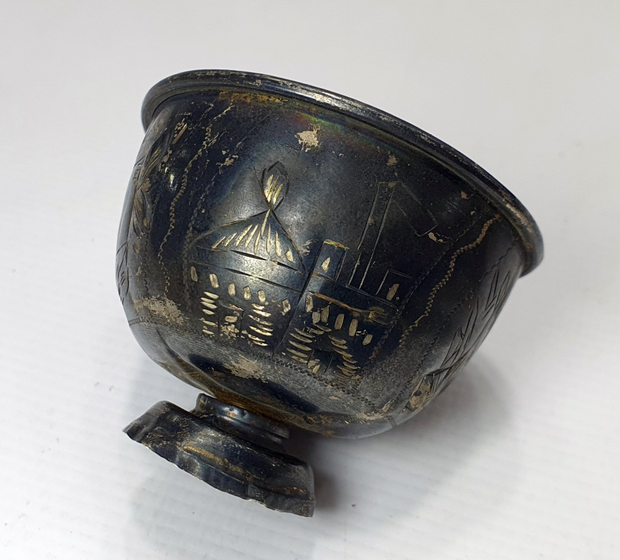 ÜZERİNDE OSMANLI DEVLET ARMASI BULUNAN TUĞRALI GÜMÜŞ FİNCAN ZARFI