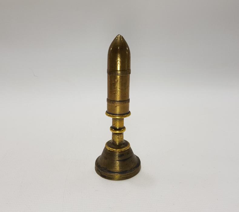 1. DÜNYA SAVAŞI DÖNEMİ MERMİLERDEN YAPILMIŞ OSMANLI MASA ÜSTÜ ÇAKMAĞI