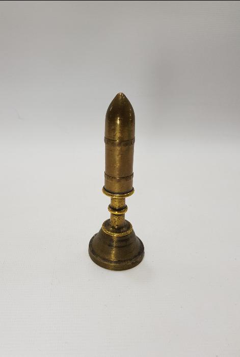 1. DÜNYA SAVAŞI DÖNEMİ MERMİLERDEN YAPILMIŞ OSMANLI MASA ÜSTÜ ÇAKMAĞI