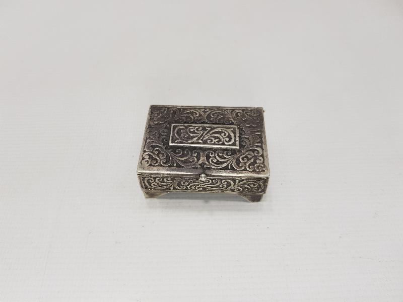 GÜMÜŞ ENFİYE KUTUSU 