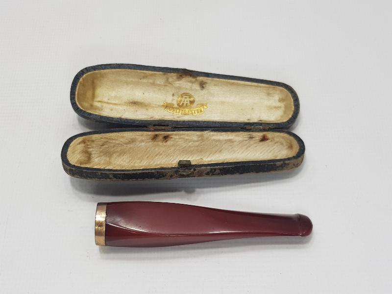 KUTUSUNDA SIKMA KEHRİBAR AĞIZLIK 