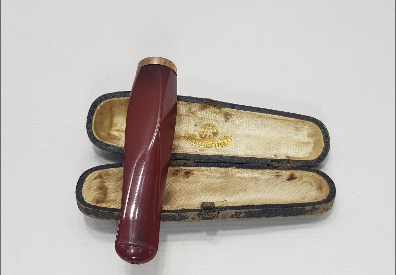 KUTUSUNDA SIKMA KEHRİBAR AĞIZLIK 