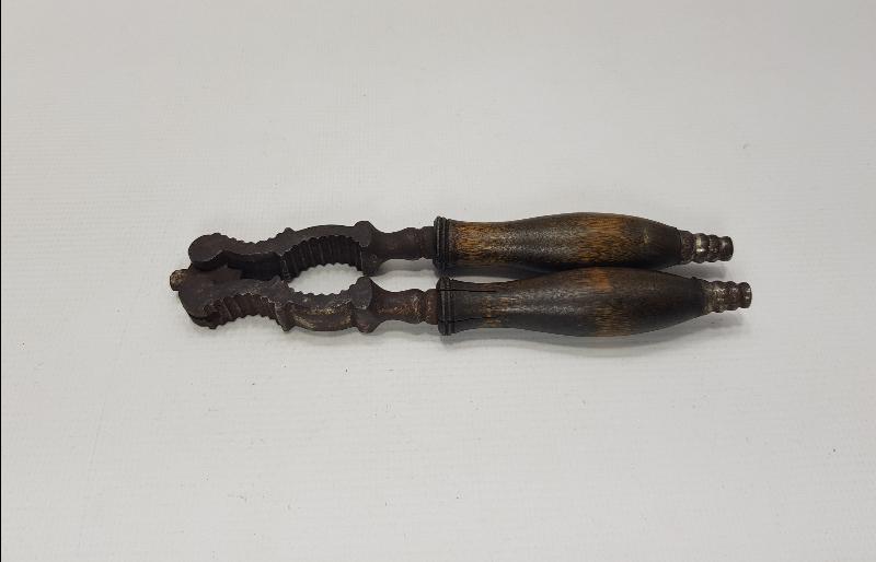 OSMANLI DÖNEMİ FINDIK VE CEVİZ KIRACAĞI 