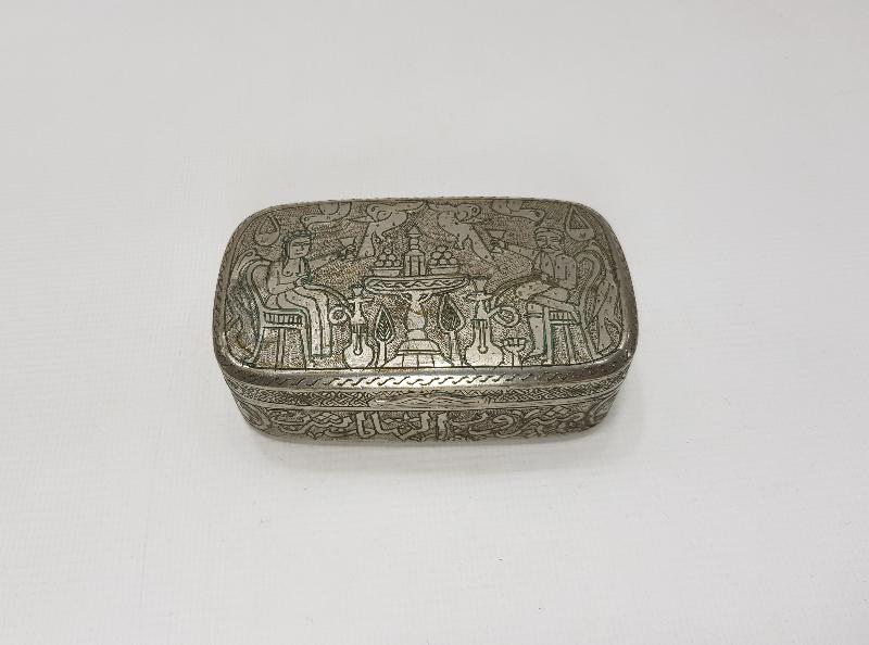 OSMANLI DÖNEMİ İRAN İŞİ KALEM İŞÇİLİKLİ KUTU 