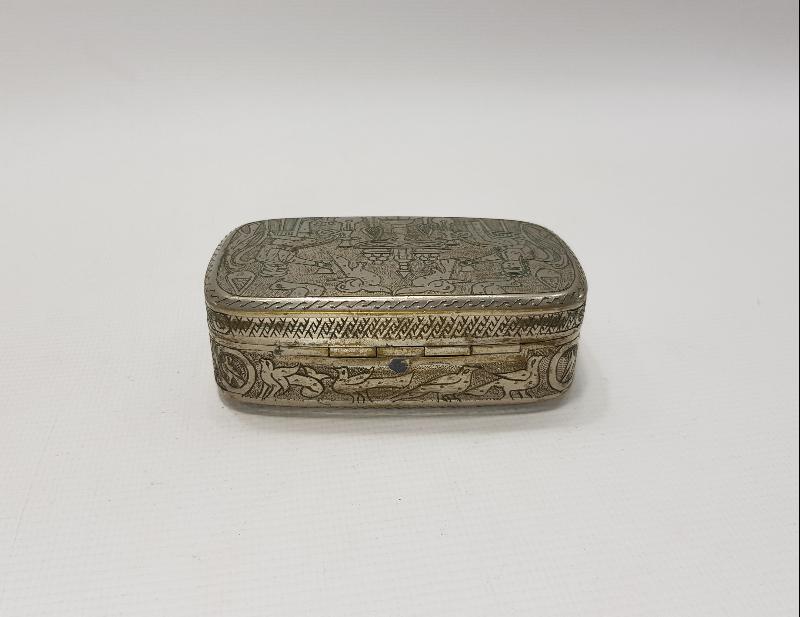 OSMANLI DÖNEMİ İRAN İŞİ KALEM İŞÇİLİKLİ KUTU 