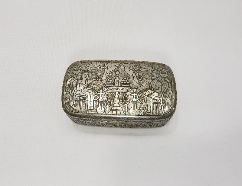 OSMANLI DÖNEMİ İRAN İŞİ KALEM İŞÇİLİKLİ KUTU 