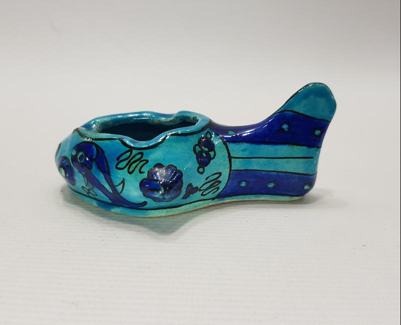 SITKI OLÇAR İMZALI BALIK FORMLU KÜTAHYA SERAMİK KÜL TABLASI 