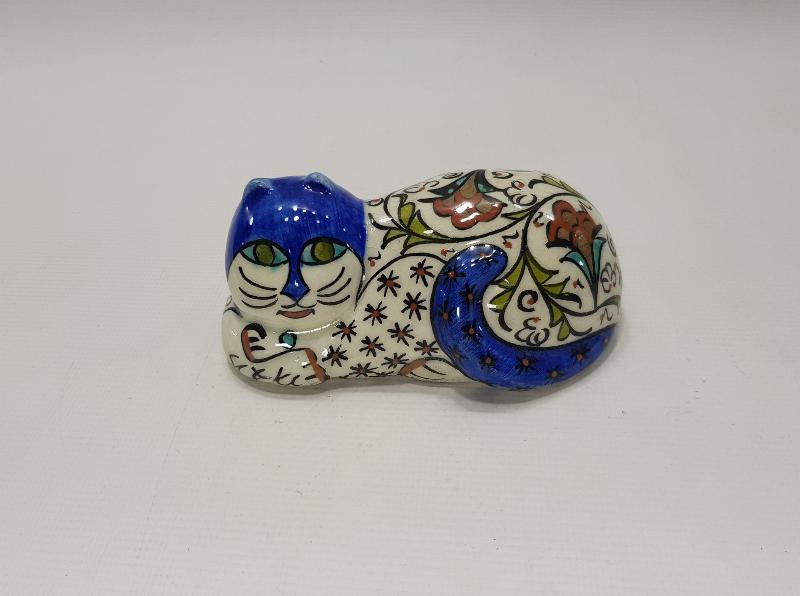 SITKI OLÇAR İMZALI KÜTAHYA SERAMİK KEDİ BİBLOSU 