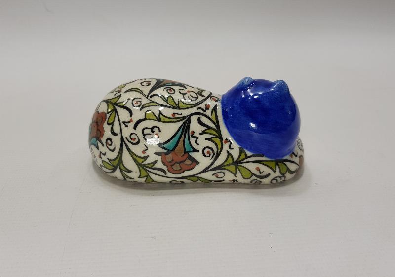 SITKI OLÇAR İMZALI KÜTAHYA SERAMİK KEDİ BİBLOSU 