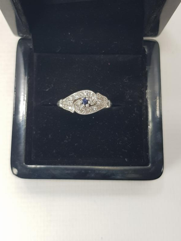 SAFİR TAŞLI PIRLANTA YÜZÜK  