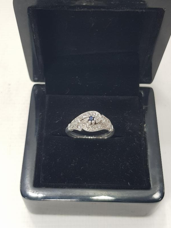 SAFİR TAŞLI PIRLANTA YÜZÜK  