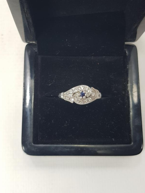 SAFİR TAŞLI PIRLANTA YÜZÜK  