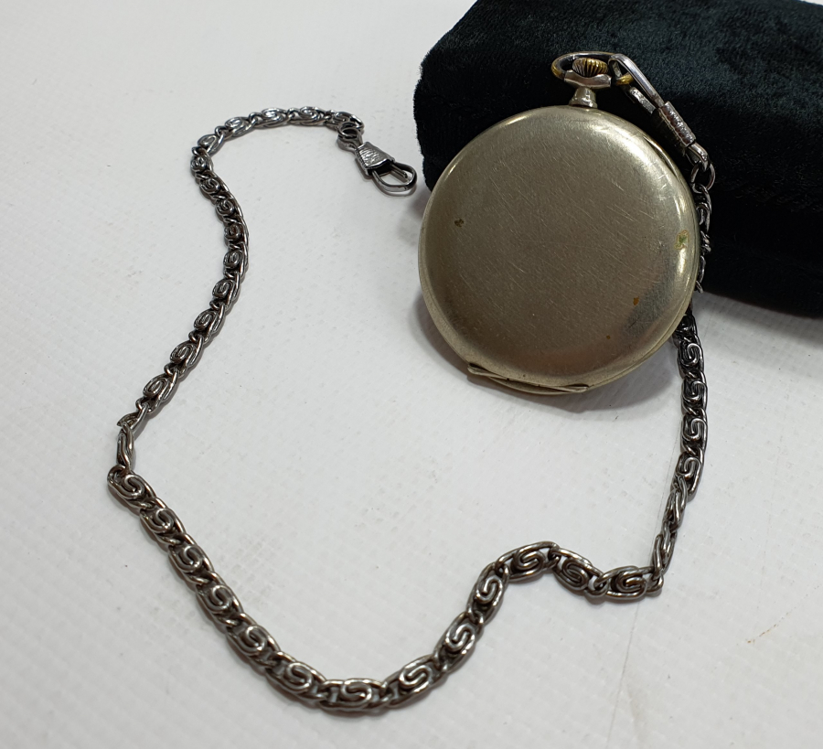 1900 BAŞLARI ÖDÜLLÜ CEP SAATİ