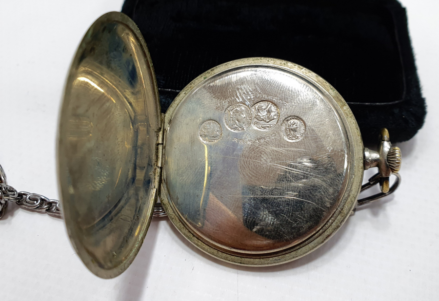 1900 BAŞLARI ÖDÜLLÜ CEP SAATİ