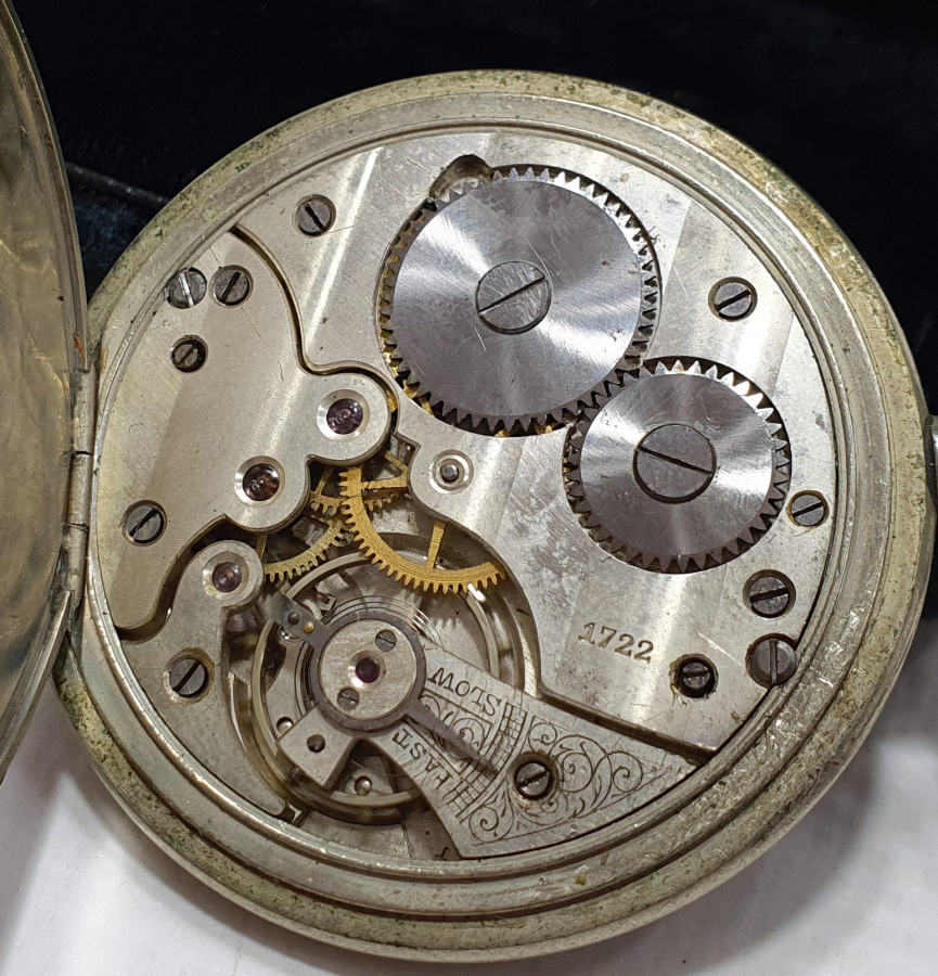 1900 BAŞLARI ÖDÜLLÜ CEP SAATİ