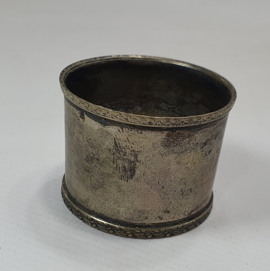 GÜMÜŞTEN MAMUL ANTİKA  PEÇETELİK