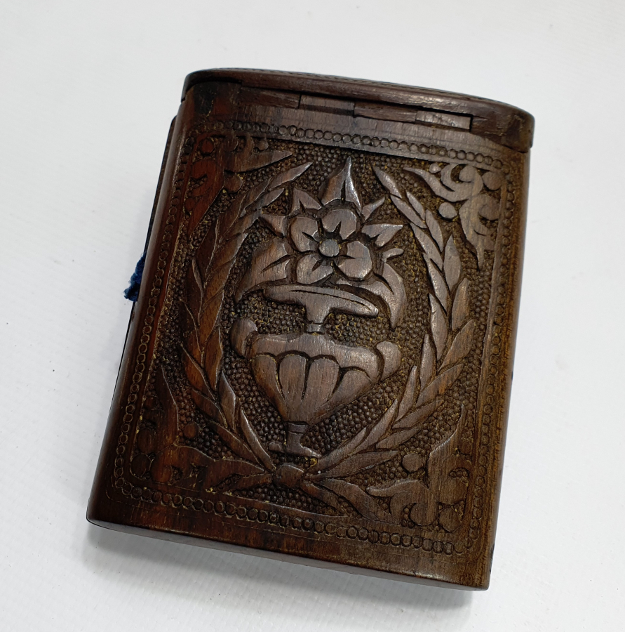 OSMANLI DÖNEMİ ABDÜLHAMİD HAN TUĞRALI TAMAMI EL OYMASI ÇOK NADİR SİGARA TABAKASI