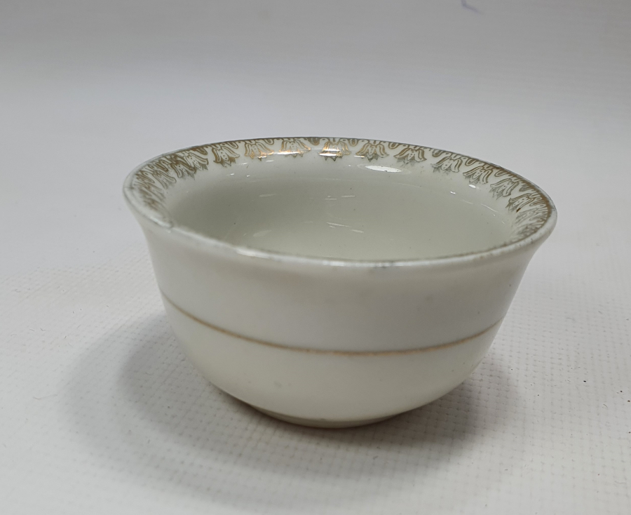 OSMANLI DÖNEMİ AY YILDIZLI VE ALTIN VARAKLI ZARF FİNCANI