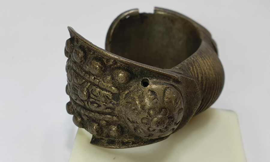 OSMANLI DÖNEMİ NADİR FORMDA RUM İŞİ PAZUBEND