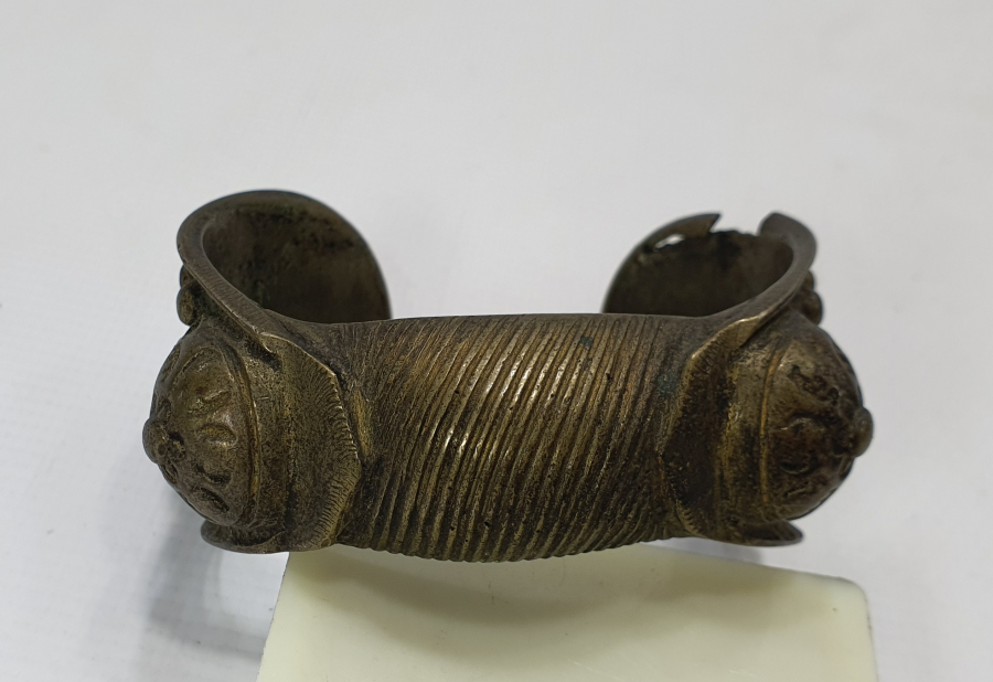 OSMANLI DÖNEMİ NADİR FORMDA RUM İŞİ PAZUBEND