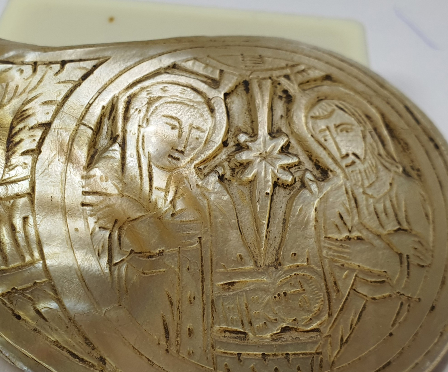 OSMANLI DÖNEMİ RUM İŞİ DAMLA FORMUNDA HZ İSA VE HZ MERYEM TEMALI OBJE