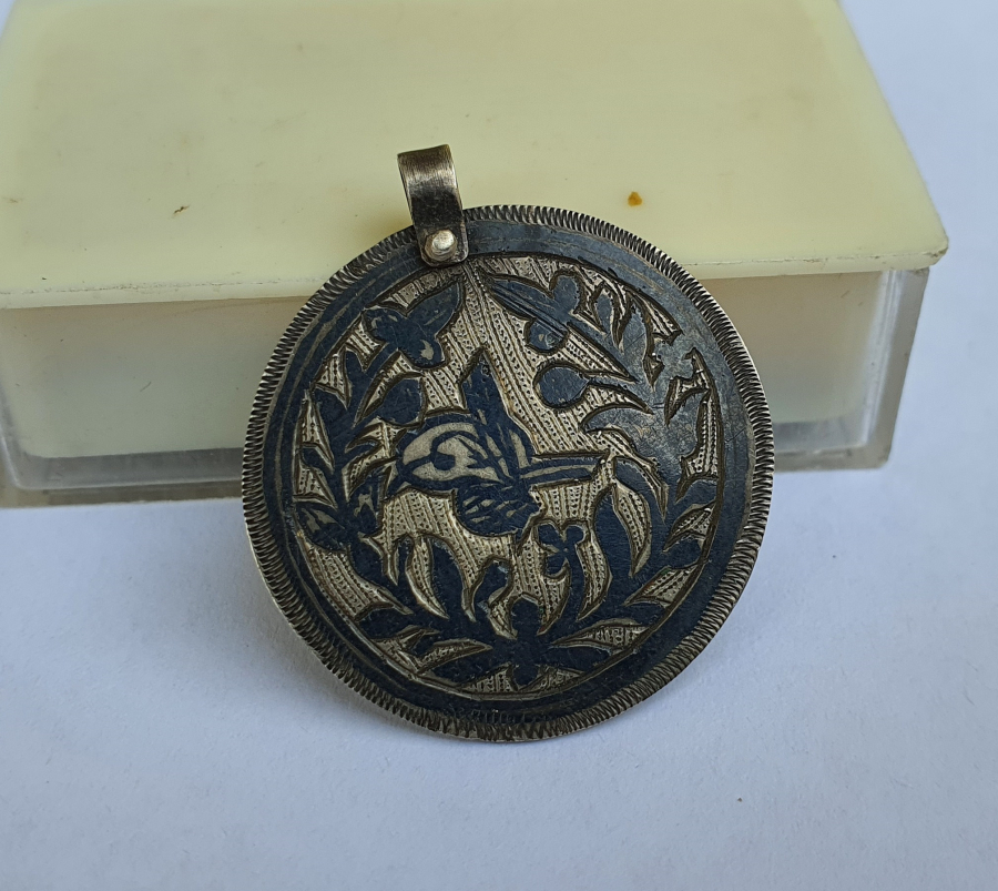 OSMANLI DÖNEMİ ÜZERİNDE OSMANLI TUĞRASI BULUNAN SAVAT İŞÇİLİKLİ KOLYE UCU