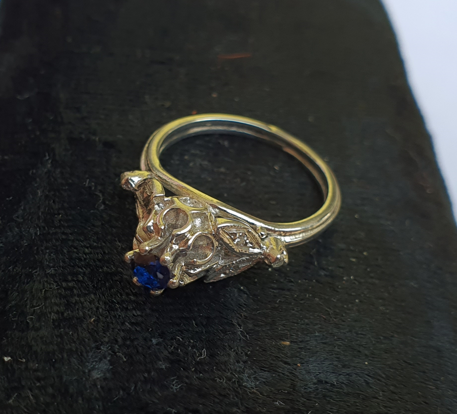 SAFİR VE PIRLANTA TAŞLI ANTİKA YÜZÜK