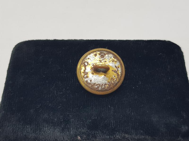 1. DÜNYA SAVAŞI DÖNEMİ OSMANLICA YAZILI NADİR FORMDA SUBAY DÜĞMESİ 