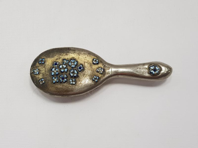 1900'LERDEN MİNELİ ELBİSE FIRÇASI