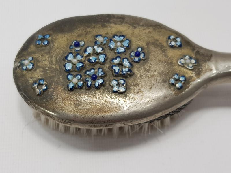 1900'LERDEN MİNELİ ELBİSE FIRÇASI