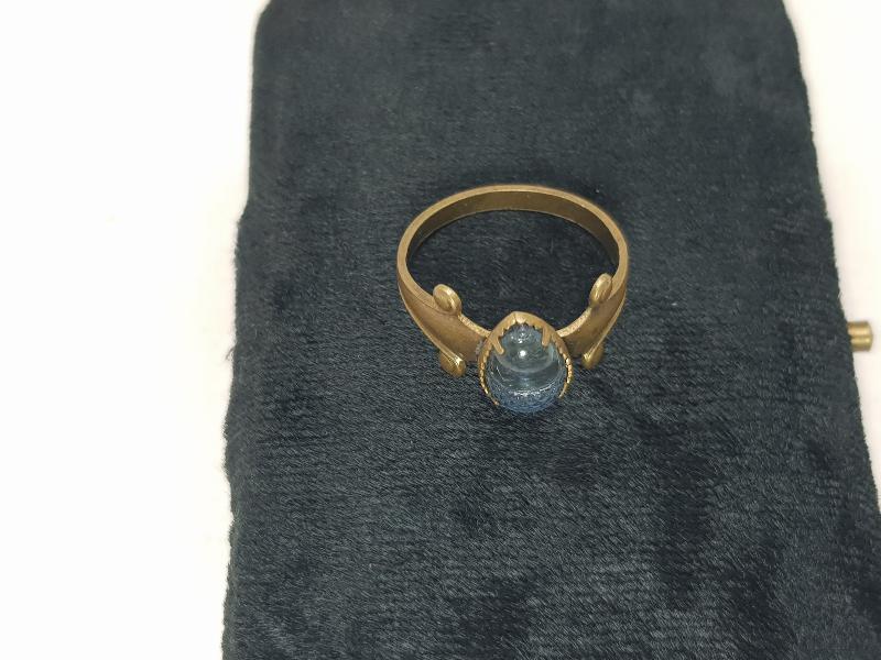 1940'LARDAN NADİR FORMDA YÜZÜK 