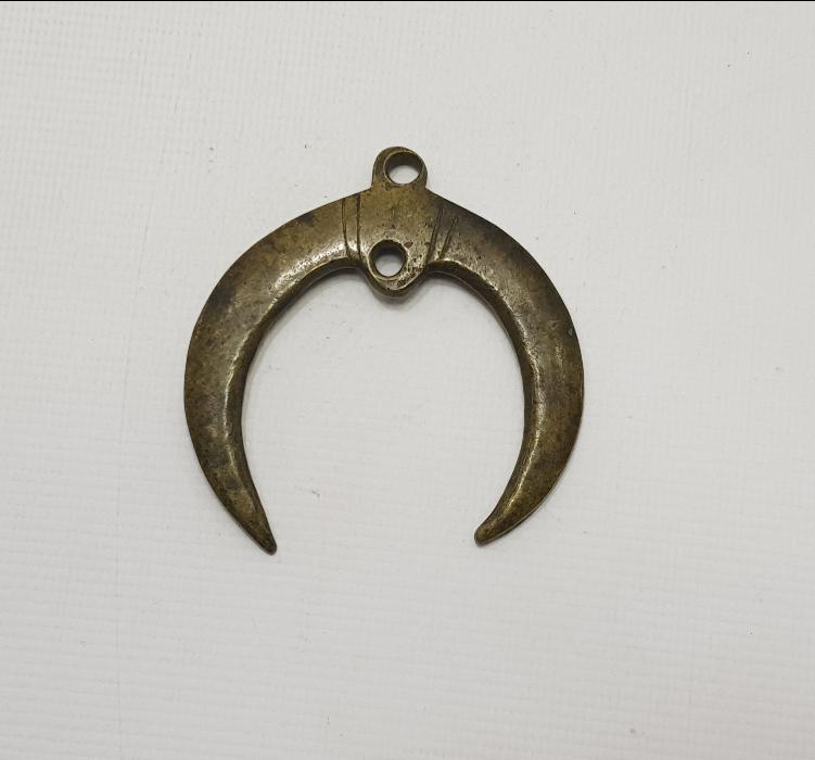 ANADOLU ŞAMAN KÜLTÜRÜ: HİLAL FORMLU KAPI SÜSÜ