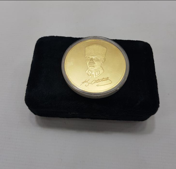 MUSTAFA KEMAL ATATÜRK TEMALI ALTIN KAPLAMA MADALYON