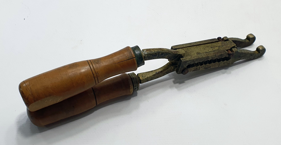 OSMANLI DÖNEMİ DEV BOY PİŞTOV İÇİN KURŞUN DÖKME KALIBI