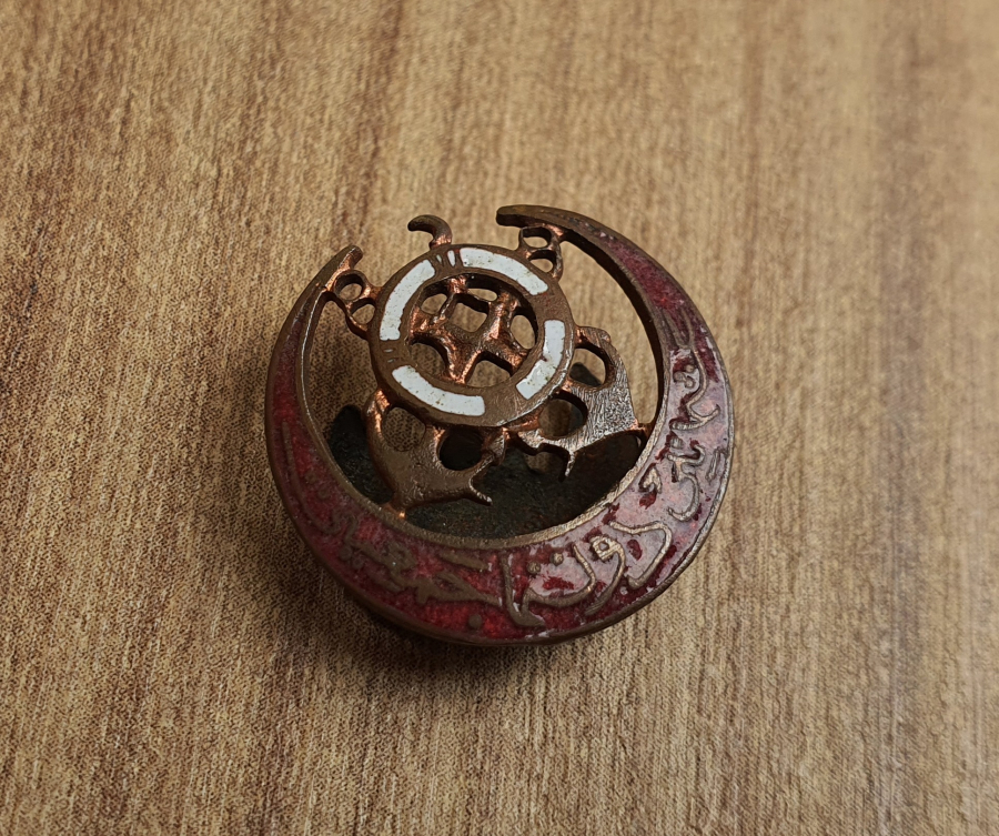 OSMANLI DÖNEMİ ÜZERİ MİNELİ DONANMA CEMİYETİ ROZETİ